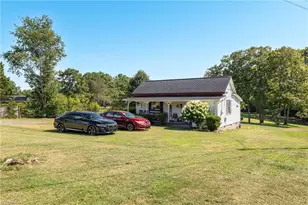 2568 2590 2600 Flat Rock Rd, Reidsville, NC 27320 - Photo 2