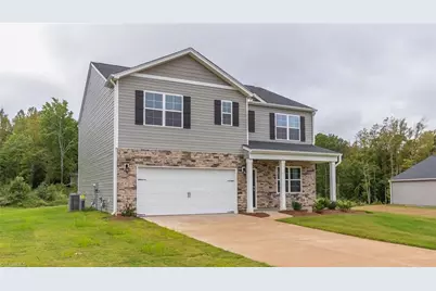 301 Strawberry Court, Lexington, NC 27295 - Photo 2
