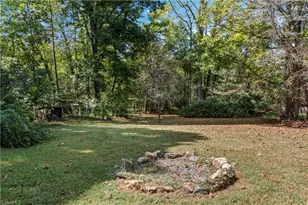 2816 Vanhoy Rd, Yadkinville, NC 27055 - Photo 32