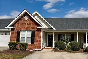 2418 Wynbrook Square Ct, Winston-Salem, NC 27103 - Photo 2