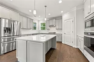 7909 Hopkins Farm Dr, Browns Summit, NC 27214 - Photo 16
