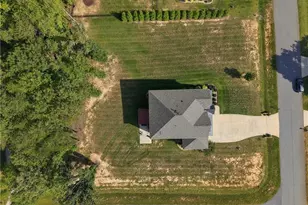 7909 Hopkins Farm Dr, Browns Summit, NC 27214 - Photo 50