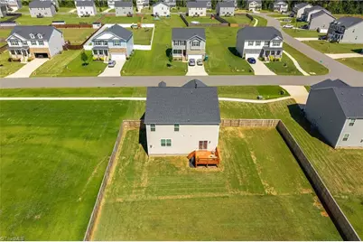2023 Rosebank Way, Mebane, NC 27302 - Photo 4