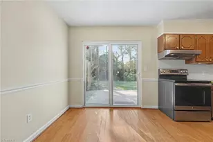 2330 Bay Meadows Ct, Clemmons, NC 27103 - Photo 10