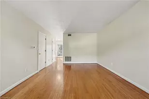 2330 Bay Meadows Ct, Clemmons, NC 27103 - Photo 6