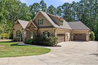 140 Admirals Court, Lexington, NC 27292 - Photo 2