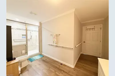 711 Sunrise Avenue, Thomasville, NC 27360 - Photo 14