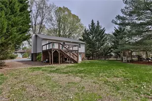 419 Cypress Dr, Reidsville, NC 27320 - Photo 38