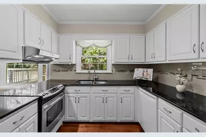 4503 Doncaster Drive, Greensboro, NC 27406 - Photo 8
