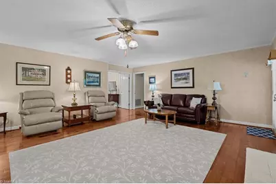 4503 Doncaster Drive, Greensboro, NC 27406 - Photo 14