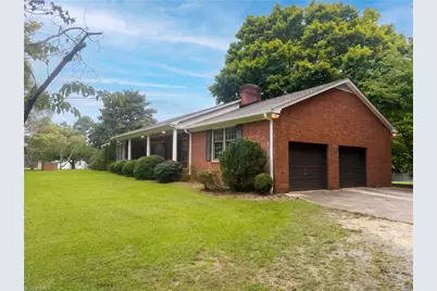3828 Waterview Road, High Point, NC 27265 - Photo 18