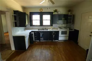 161 Center St, Cooleemee, NC 27014 - Photo 12