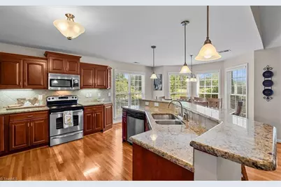 129 Club House Drive, Reidsville, NC 27320 - Photo 14