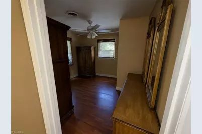 4711 Summit Avenue, Greensboro, NC 27405 - Photo 14