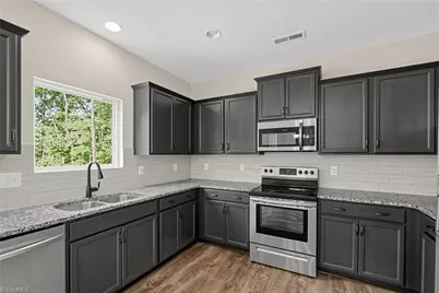 2608 Dallas Drive, Winston-Salem, NC 27107 - Photo 8