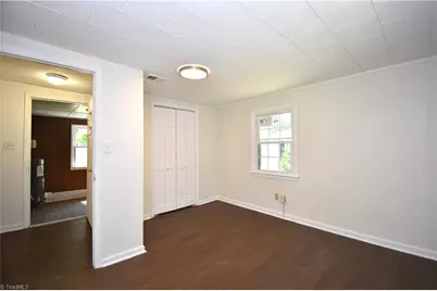 2013 N Ashland Drive, Burlington, NC 27217 - Photo 10