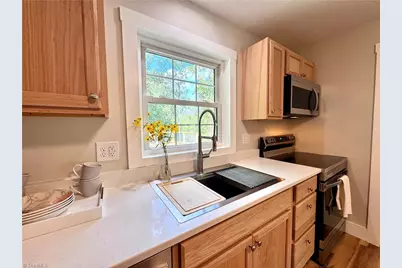 6254 Nc Highway 268, Dobson, NC 27017 - Photo 12