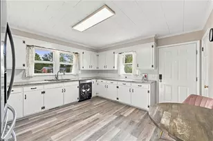 2112 Joyce Ct, Burlington, NC 27217 - Photo 16