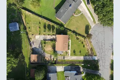 2112 Joyce Court, Burlington, NC 27217 - Photo 10