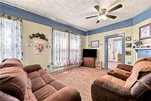 605 Meadow St, Gibsonville, NC 27249 - Photo 10