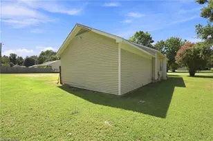 605 Meadow St, Gibsonville, NC 27249 - Photo 28