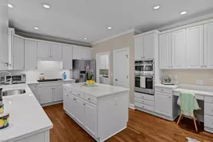 3905 Battenburg Ct, Greensboro, NC 27410 - Photo 14