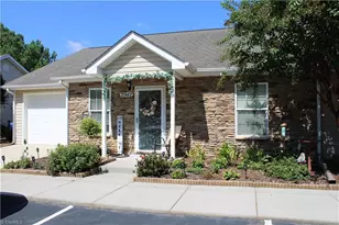 2942 Hyde Pl Cir, Winston-Salem, NC 27103 - Photo 1
