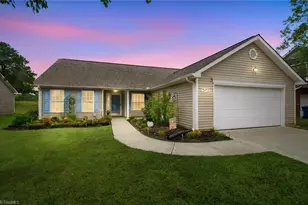 2423 Pepperstone Dr, Graham, NC 27253 - Photo 34
