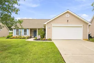 2423 Pepperstone Dr, Graham, NC 27253 - Photo 6