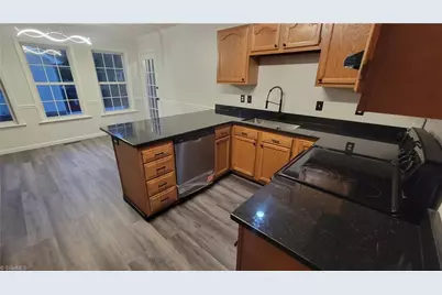 3704 Signet Drive, Winston-Salem, NC 27101 - Photo 8