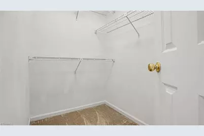 2800 Shadowbrook Lane, Winston-Salem, NC 27103 - Photo 20