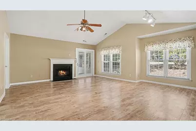 2800 Shadowbrook Lane, Winston-Salem, NC 27103 - Photo 4