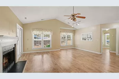 2800 Shadowbrook Lane, Winston-Salem, NC 27103 - Photo 6