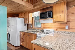 169 Marina Dr, New London, NC 28127 - Photo 10