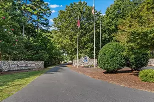 169 Marina Dr, New London, NC 28127 - Photo 28