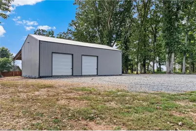 4752 W Old US Highway 421, Hamptonville, NC 27020 - Photo 28
