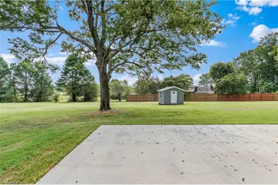 4752 W Old US Highway 421, Hamptonville, NC 27020 - Photo 36