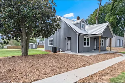 4752 W Old US Highway 421, Hamptonville, NC 27020 - Photo 2