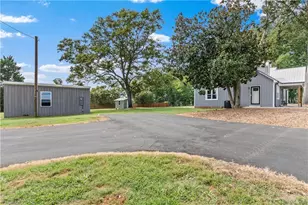 4752 W Old US Hwy 421, Hamptonville, NC 27020 - Photo 32