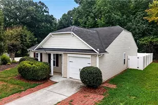 3034 Desmond Woods Dr, Greensboro, NC 27405 - Photo 1
