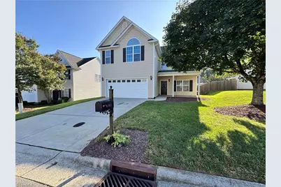 803 Peachtree Meadows Circle, Kernersville, NC 27284 - Photo 2