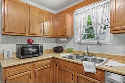 102 Brookhollow Lane, Archdale, NC 27263 - Photo 14