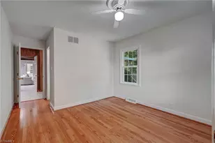 3401 Kenmore St, Greensboro, NC 27408 - Photo 16