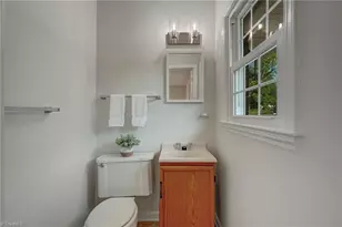 3401 Kenmore St, Greensboro, NC 27408 - Photo 20
