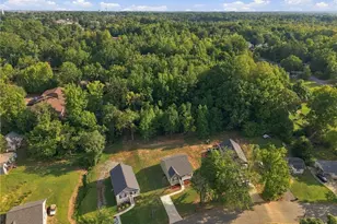 411 Park Ln, Reidsville, NC 27320 - Photo 34