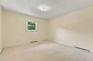 423 Bradley Rd, Winston-Salem, NC 27107 - Photo 16