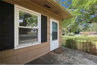 5038 Pinewood Drive, Winston-Salem, NC 27106 - Photo 26