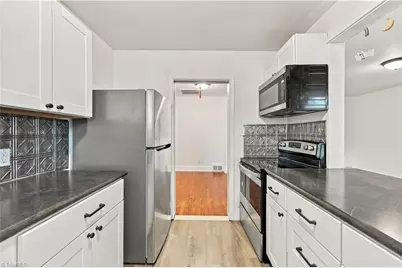 5038 Pinewood Drive, Winston-Salem, NC 27106 - Photo 10