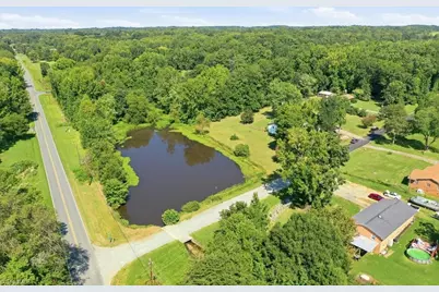 2930 Lake Drive, Burlington, NC 27217 - Photo 2