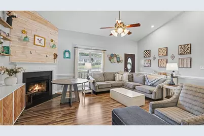 504 Evergreen Trail, Thomasville, NC 27360 - Photo 6